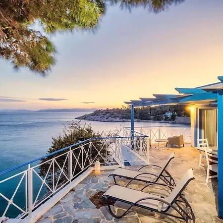 Villa Nikolitsa With Private Beach Megara Exterior photo