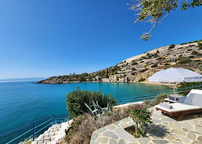 Villa Nikolitsa With Private Beach